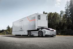 Volvo Trucks presents future transport solution with autonomous electric vehicles